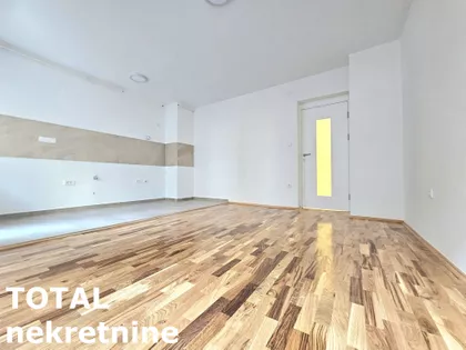 Cara Dušana | 4zida.rs