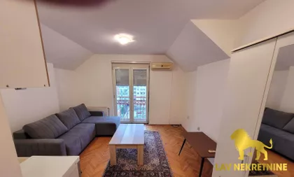 RUMENAČKA | 4zida.rs