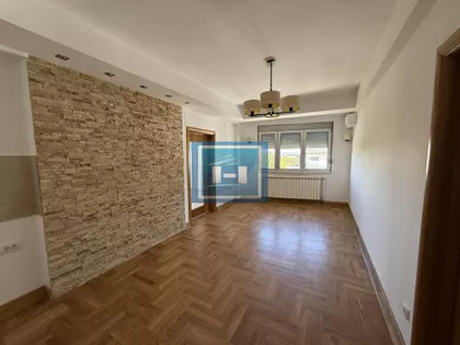 Vašarište | 4zida.rs