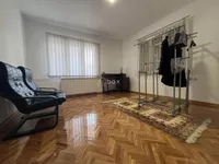 Dom Zdravlja, Medijana, Gradske lokacije, Niš | 4zida.rs | 4zida.rs
