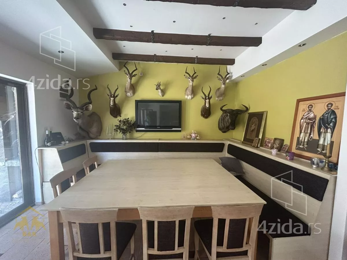 Kuća | 4zida