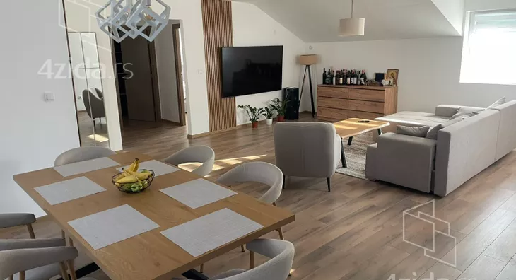 3-etažna kuća | 4zida