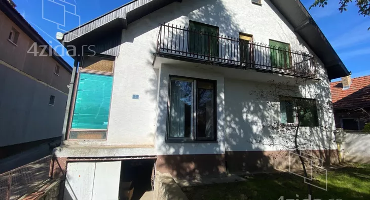 Kuća | 4zida
