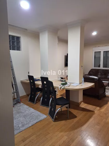 Skupština | 4zida.rs