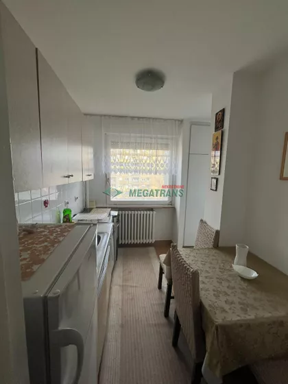 Partizanskih baza | 4zida.rs