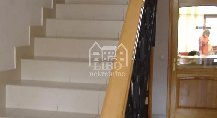 4-etažna kuća | 4zida