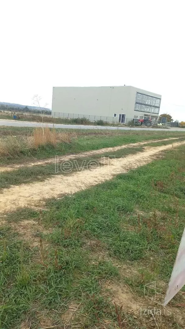 Plac | 4zida