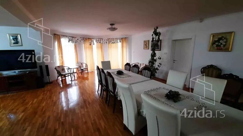 Kuća | 4zida