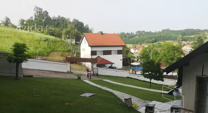 2-etažna kuća | 4zida