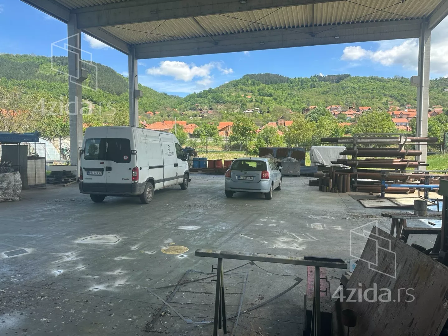 Hala | 4zida