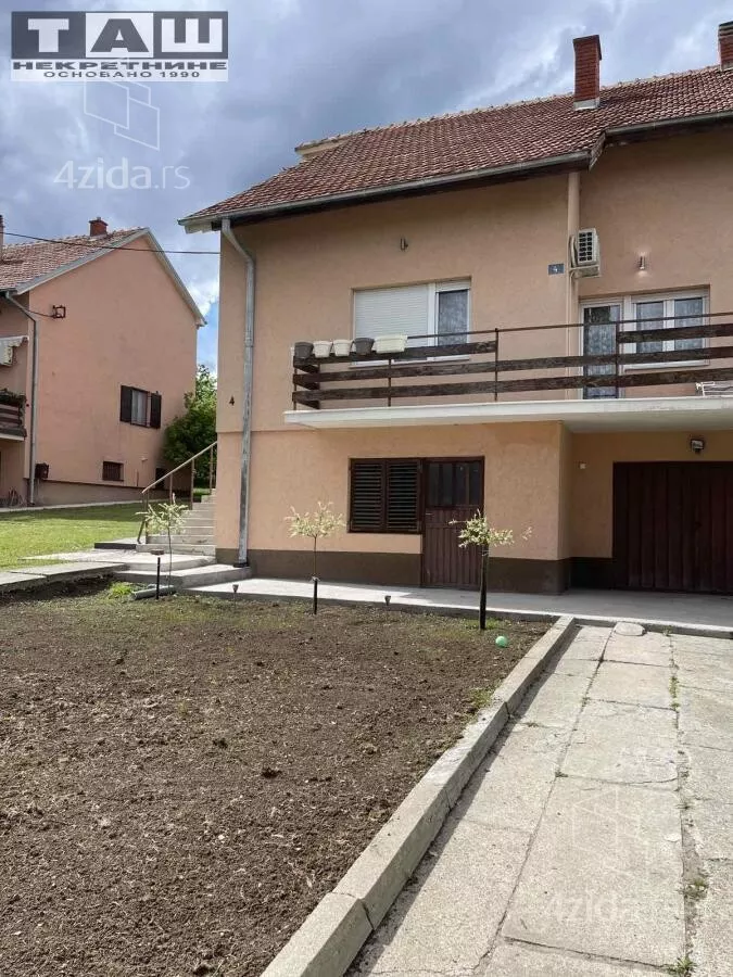 Kuća | 4zida