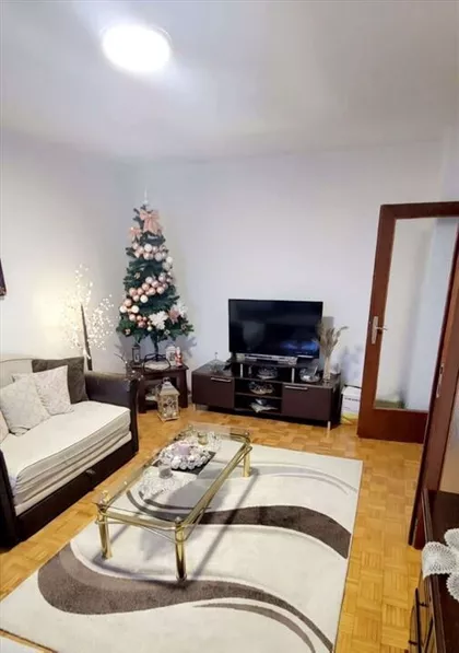 Sare Bernar | 4zida.rs