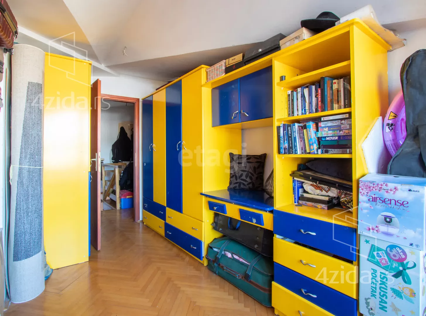 Šestosoban stan | 4zida