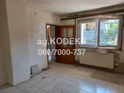 Apelovac | 4zida.rs