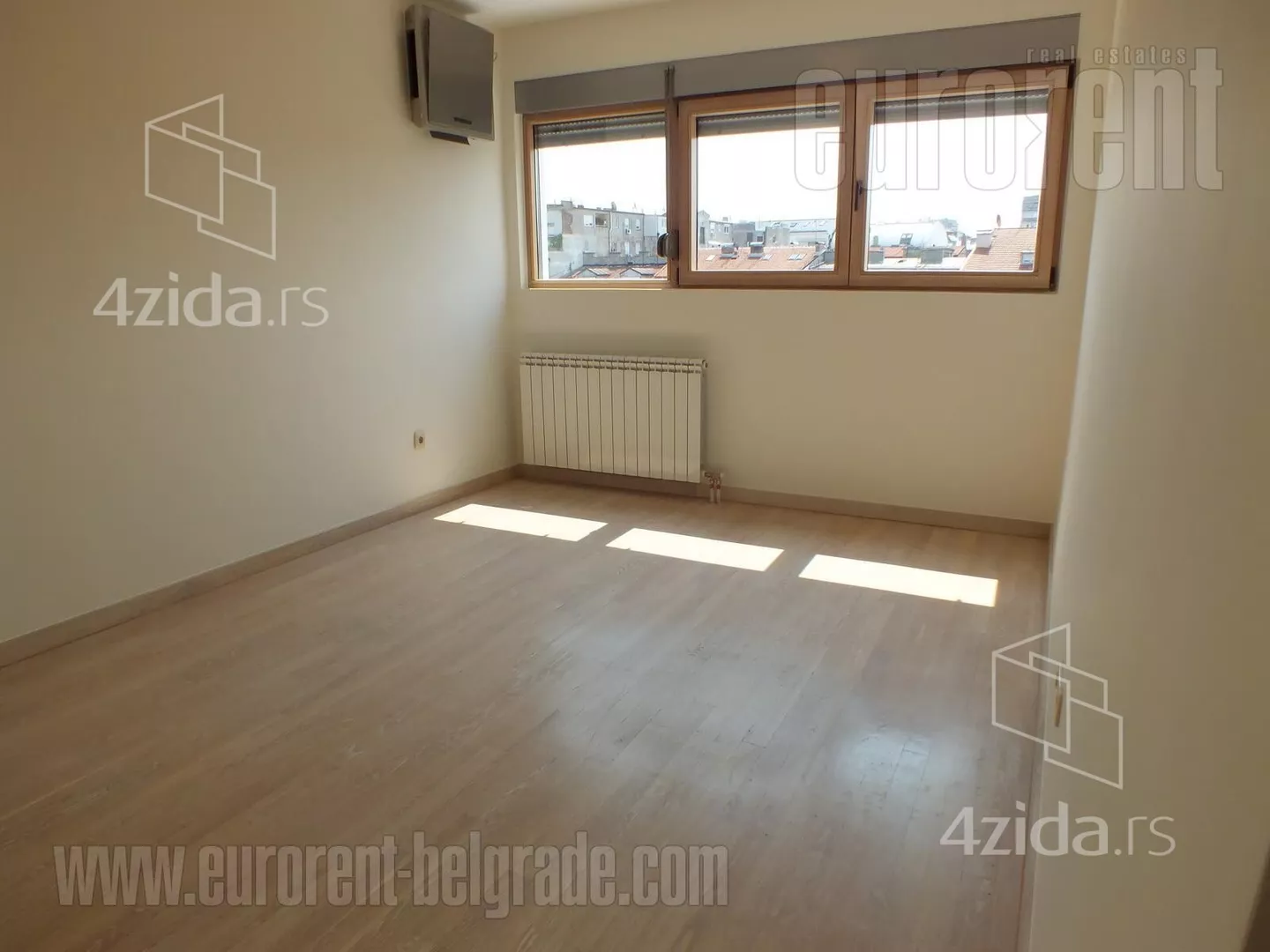 Šestosoban stan | 4zida