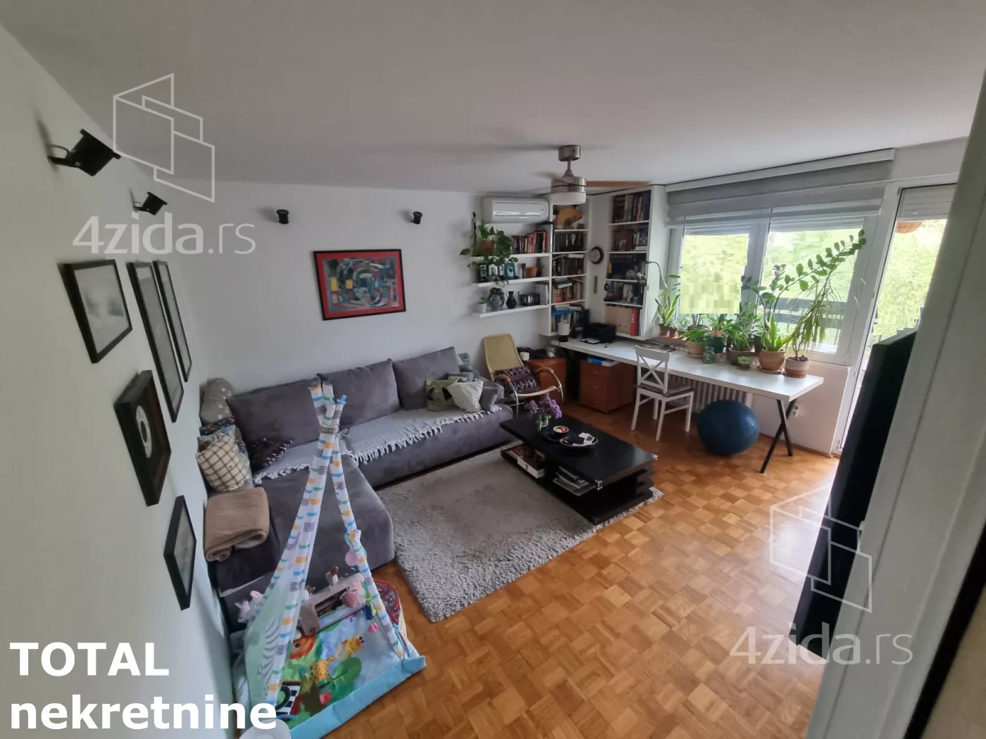 Jednoiposoban stan | 4zida