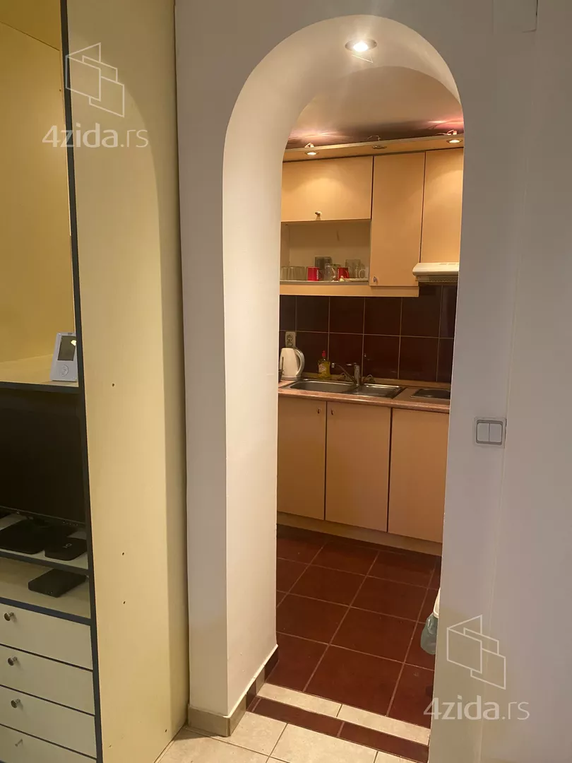 Garsonjera | 4zida