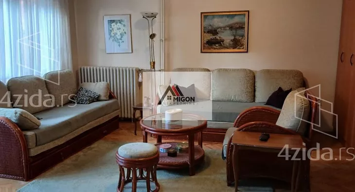 Troiposoban stan | 4zida