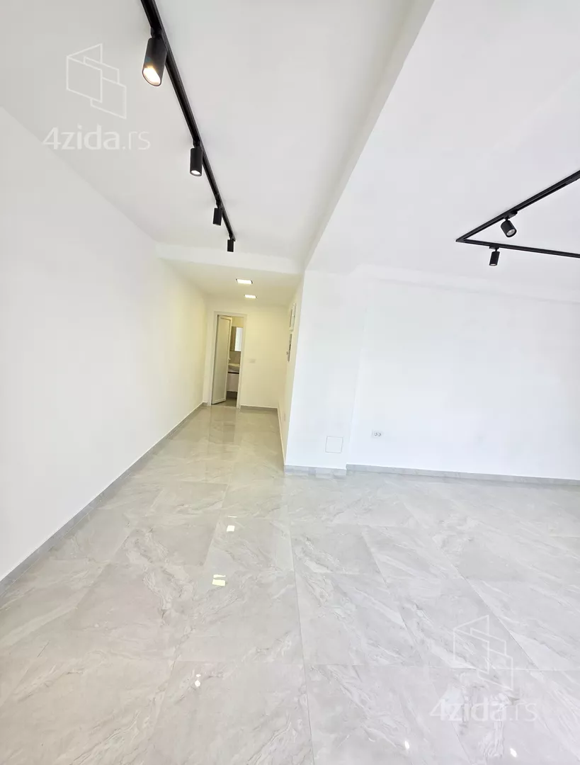 Lokal | 4zida