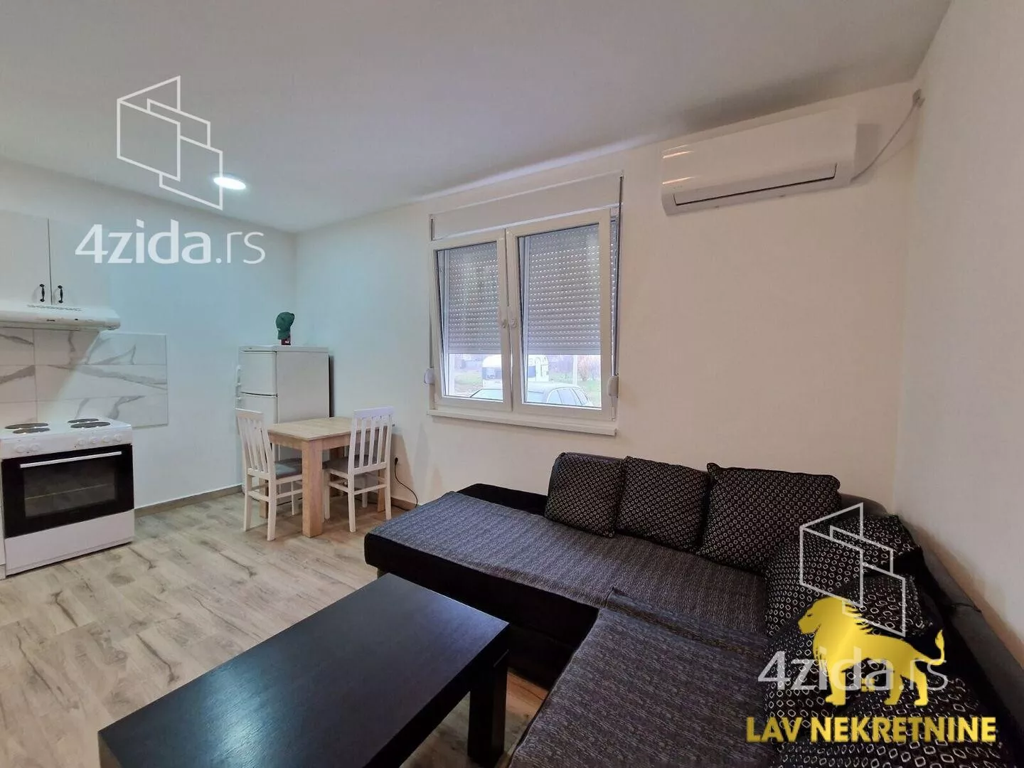 Jednoiposoban stan | 4zida