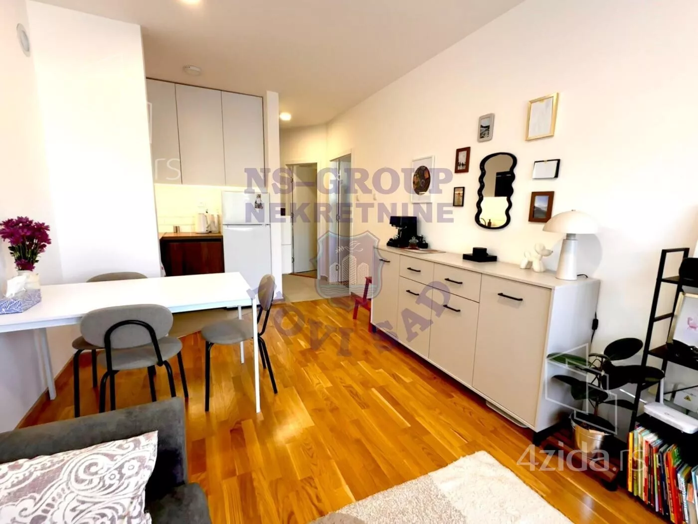 Jednoiposoban stan | 4zida