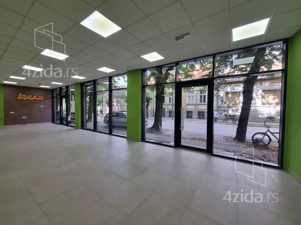 Poslovni prostor | 4zida