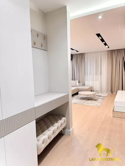 POLGAR ANDRAŠA | 4zida.rs