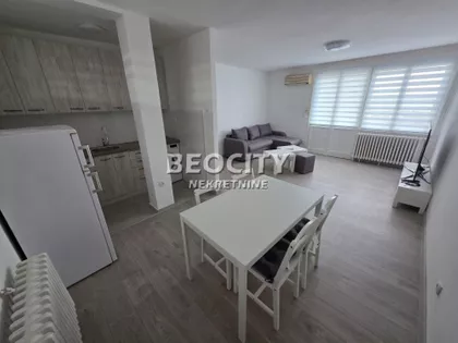 Karađorđev trg | 4zida.rs