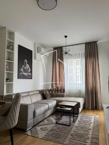 Karpoševa | 4zida.rs