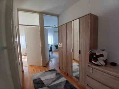 Kraljevačka | 4zida.rs