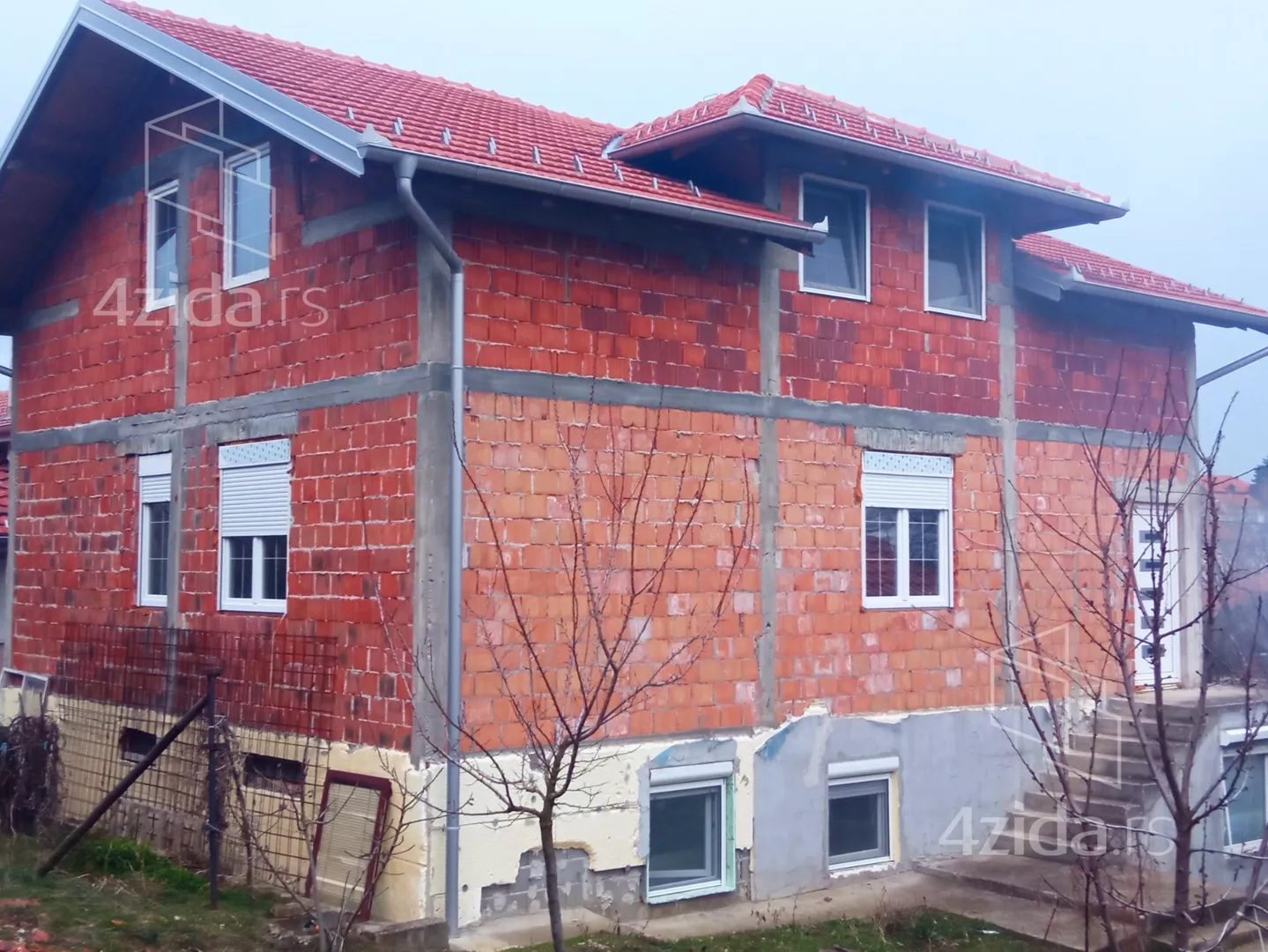 3-etažna kuća | 4zida