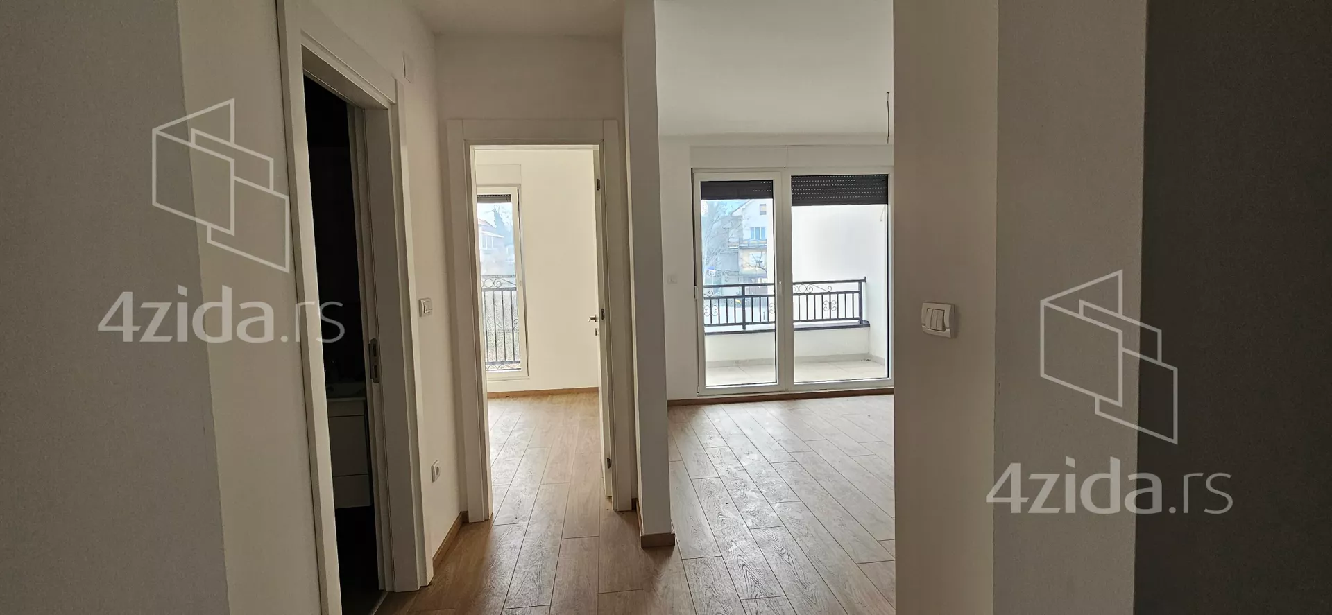 Jednoiposoban stan | 4zida