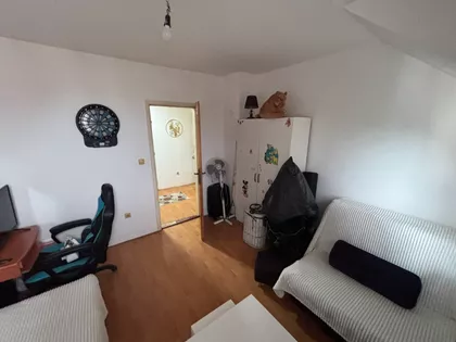 Kolonija | 4zida.rs