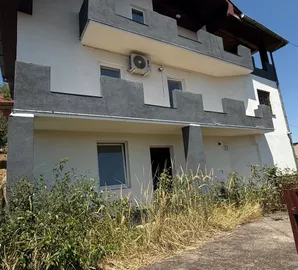 Garić, Gradske lokacije, Prokuplje, troeatažna | 4zida.rs