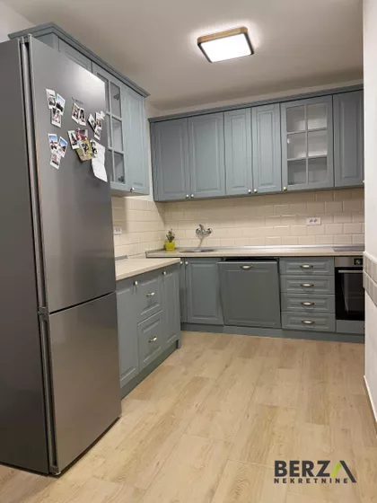 Železnička stanica | 4zida.rs