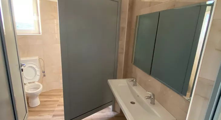 Poslovna zgrada | 4zida