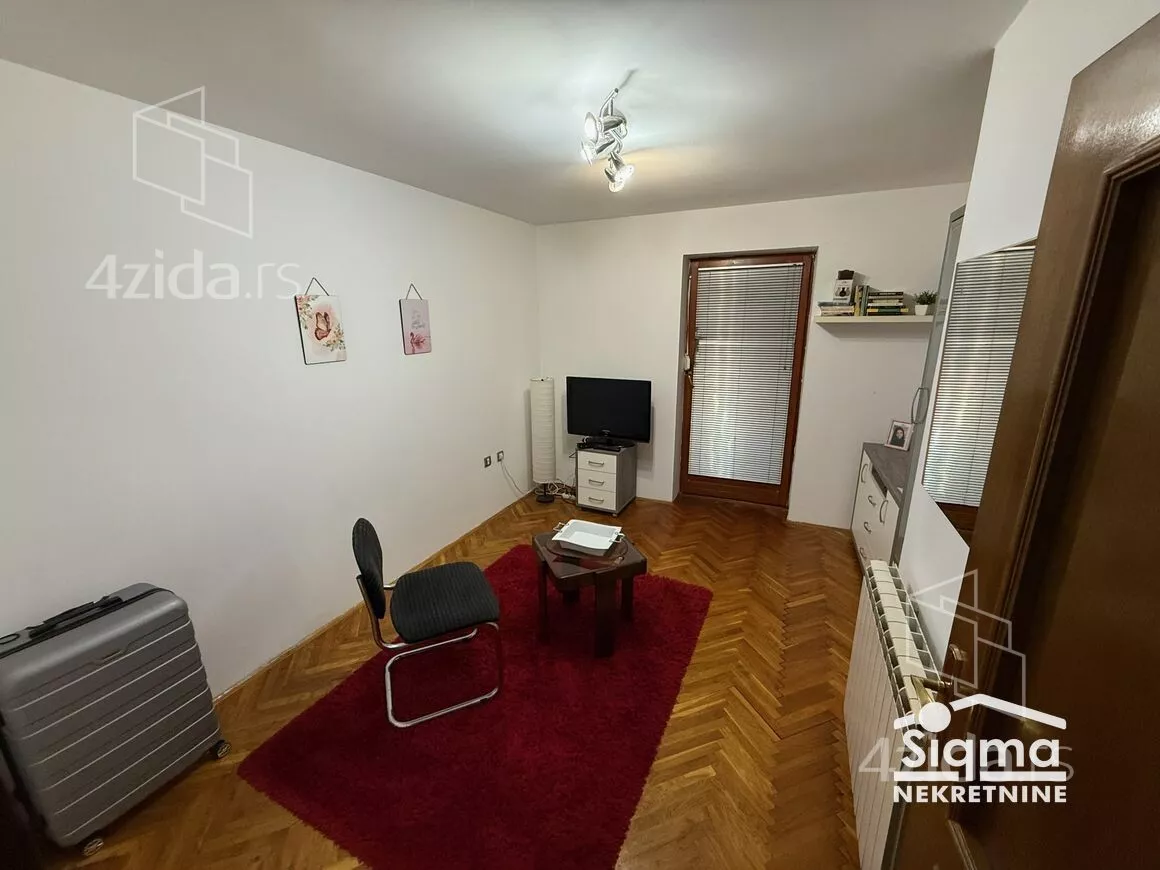 4-etažna kuća | 4zida