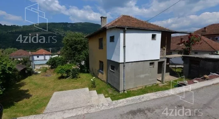 Kuća | 4zida