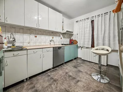 Misa Vinogradi | 4zida.rs