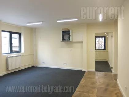 CENTAR | 4zida.rs