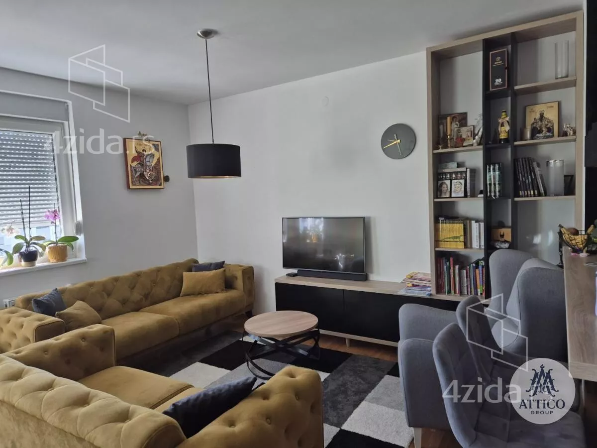 Četvorosoban stan | 4zida