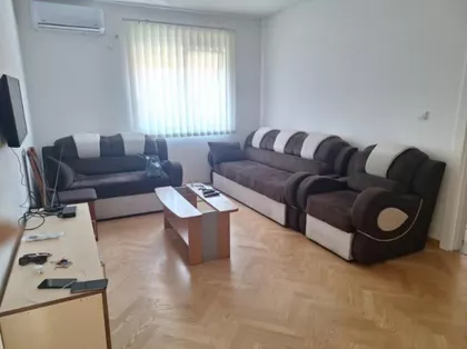 Nemanjina 24 | 4zida.rs