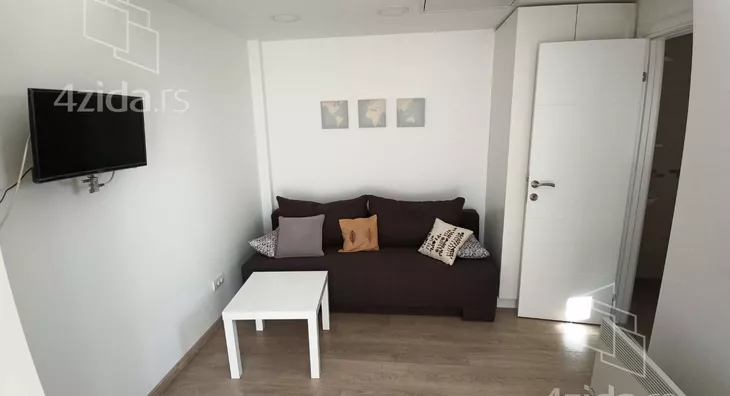 Garsonjera | 4zida