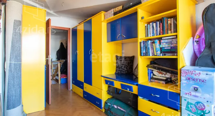 Šestosoban stan | 4zida