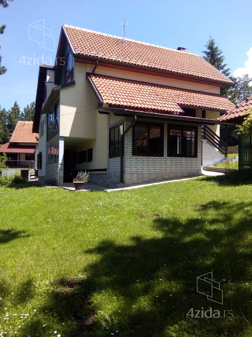 3-etažna kuća | 4zida