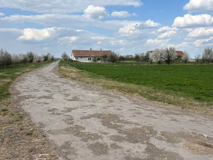 Knićanin | 4zida.rs