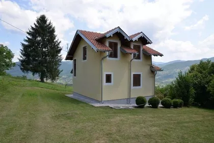 Paraći | 4zida.rs