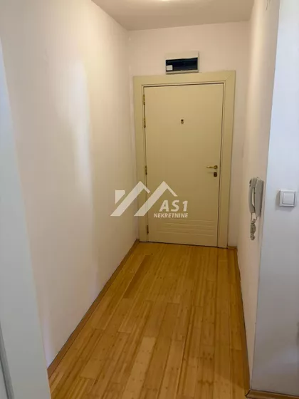 Hadži Ruvimova | 4zida.rs