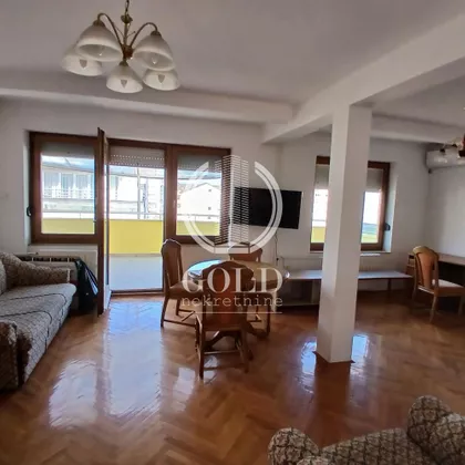 Petra Drapšina | 4zida.rs