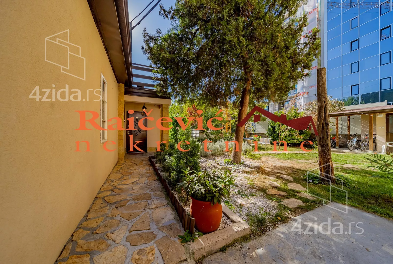 Kuća | 4zida